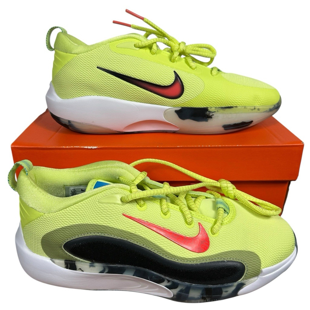 Nike ISOFLY GS Basketball Shoes Yellow Pink HF1170-700 Youth Size 6.5